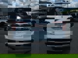 Used 2023 GMC Acadia SLT image 4