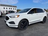Used 2024 Ford Edge SE w/ Black Appearance Package image 2