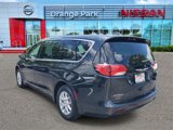 Used 2022 Chrysler Voyager LX image 3