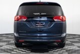 Used 2020 Chrysler Pacifica Touring-L image 6