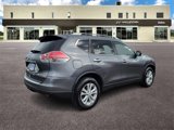 Used 2015 Nissan Rogue SV w/ SV Premium Package image 3