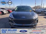 Certified 2022 Ford Escape SE w/ Cold Weather Package image 2