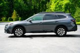 Used 2022 Subaru Outback Premium image 3