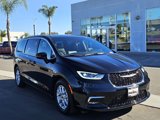 New 2025 Chrysler Pacifica Select image 6