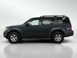 Used 2011 Nissan Pathfinder S image 2