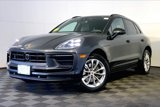Used 2023 Porsche Macan image 2