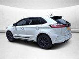 Used 2022 Ford Edge SE image 5