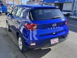 New 2025 Hyundai Venue SE image 4