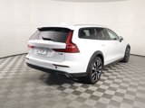 Used 2021 Volvo V60 T5 Cross Country image 5