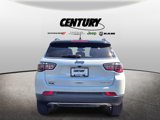 Used 2023 Jeep Compass Limited image 5