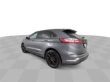 Used 2024 Ford Edge SE w/ Black Appearance Package image 6