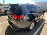 Used 2019 Chrysler Pacifica Limited image 5