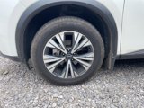 Used 2023 Nissan Rogue SV w/ SV Premium B Package image 3