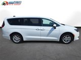 Used 2023 Chrysler Voyager LX image 5