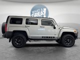 Used 2009 HUMMER H3 Adventure image 2