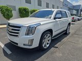 Used 2017 Cadillac Escalade Luxury image 2