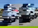 Used 2019 Volkswagen Tiguan SE w/ Panoramic Sunroof Package image 5