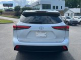 Used 2023 Toyota Highlander XLE image 4