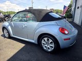 Used 2009 Volkswagen Beetle S image 3