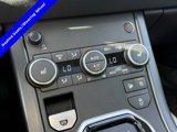 Used 2019 Land Rover Range Rover Evoque SE image 4