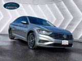 Used 2020 Volkswagen Jetta SE w/ SE Cold Weather Package image 3