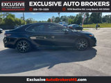 Used 2022 Toyota Camry SE image 5
