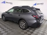 Used 2022 Subaru Outback Premium image 3