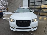 Used 2022 Chrysler 300 Touring image 2