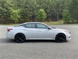 Used 2021 Nissan Altima 2.5 SR image 2