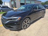 Used 2022 Volkswagen Passat 2.0T SE image 2