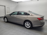 Used 2017 Chevrolet Malibu LT image 3