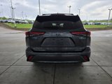Used 2021 Toyota Highlander Limited image 5