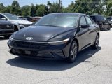 New 2025 Hyundai Elantra SEL image 3