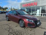 Used 2024 Nissan Altima 2.5 SV image 2