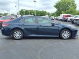 Used 2018 Toyota Camry LE image 4