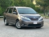 Used 2015 Toyota Sienna XLE Premium image 2