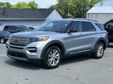 Used 2023 Ford Explorer Limited image 2