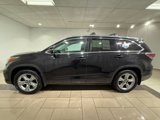 Used 2016 Toyota Highlander Limited image 2