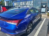 Used 2023 Hyundai Elantra SEL w/ Convenience Package image 3