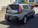 Used 2016 Kia Soul + image 6