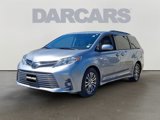 Used 2018 Toyota Sienna XLE image 3