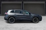 Used 2023 Jeep Cherokee Altitude Lux image 3