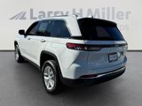 New 2025 Jeep Grand Cherokee Laredo image 3