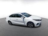 Used 2024 Kia Forte LXS image 2