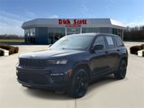 Certified 2023 Jeep Grand Cherokee Limited w/ Black Appearance Package image 2