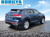 Used 2022 Volkswagen Atlas Cross Sport SE image 3