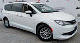 Certified 2021 Chrysler Voyager Lxi image 2