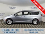 Used 2020 Chrysler Pacifica Limited image 2