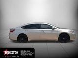 Used 2018 Toyota Avalon image 2