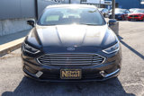 Used 2018 Ford Fusion SE w/ Fusion SE Technology Package image 2